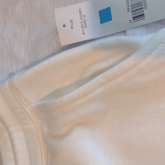 3pc bundle with earrings nwt - Picture 11 of 13